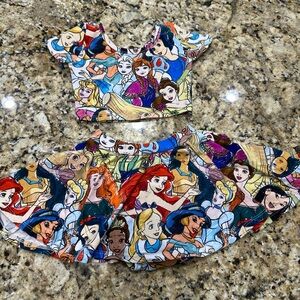 Wild Rich Kids 2 Piece princess perfect sketch print
EUC
5/6 👑